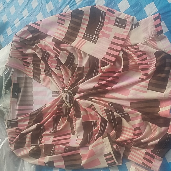BLouse nice brown and pink design - Picture 3 of 6